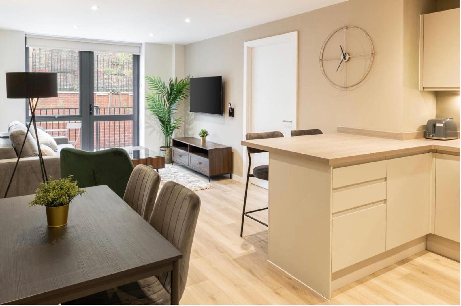Apartment Richmond Row By L3